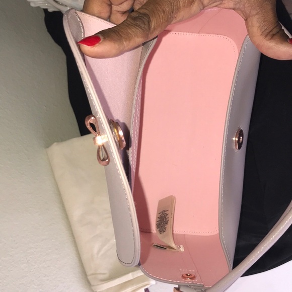 Ted Baker Bag of London - Picture 5 of 6